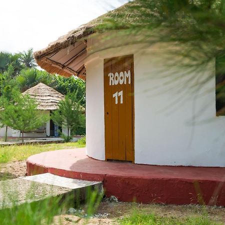 Tamba Kuruba Eco-Lodge Folonko Buitenkant foto