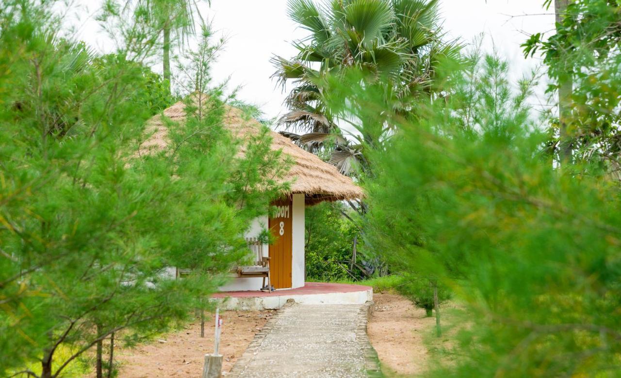 Tamba Kuruba Eco-Lodge Folonko Buitenkant foto